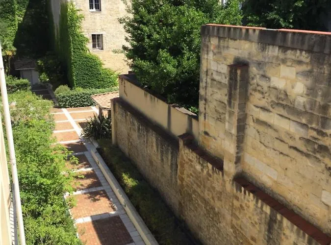 דירה T2 Cosy Et Calme En Plein Centre *